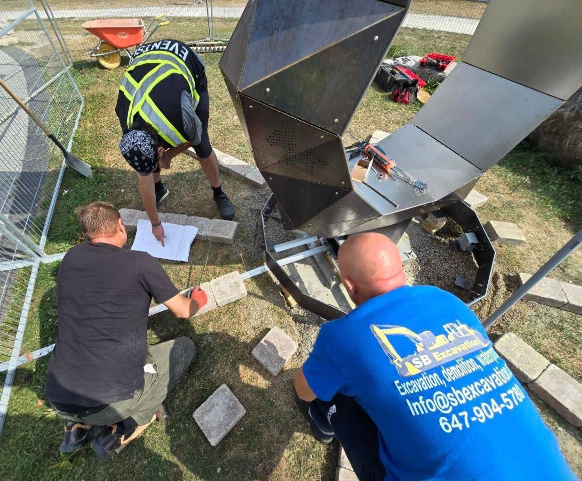 OUTDOOR ART & SCULPTURE SERVICES IN TORONTO & GTA